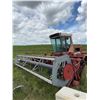 Image 2 : International 4000 Swather