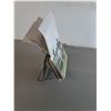 Image 3 : Adjustable Desk Lamp 27"- As Is & Photo Stand