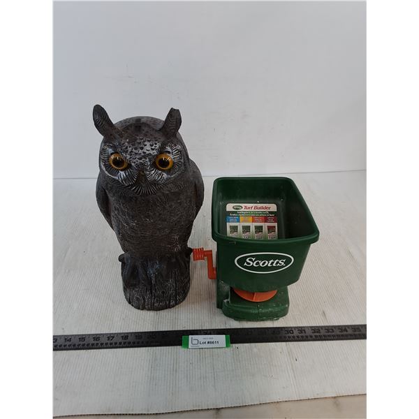 Scotts Handheld Fertilizer Spreader, Owl Decoy
