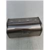 Image 2 : Mainstays Metal Bread Box
