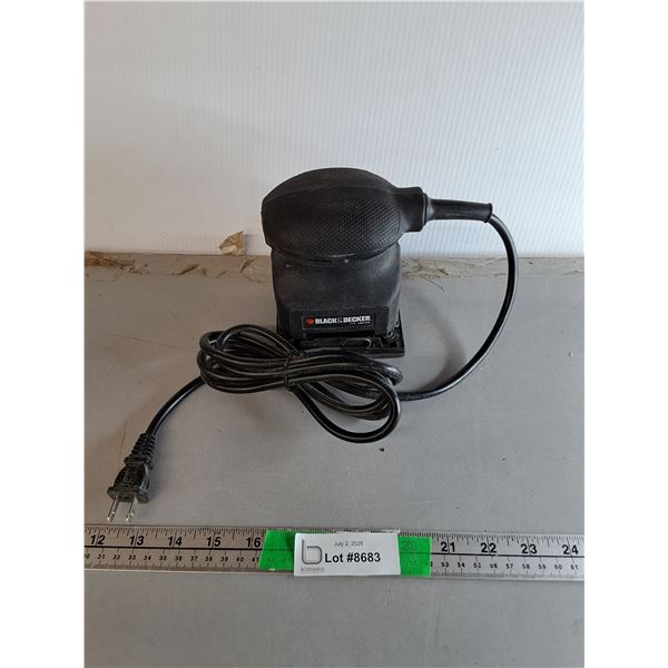 Black & Decker Handheld Sander- Powers On