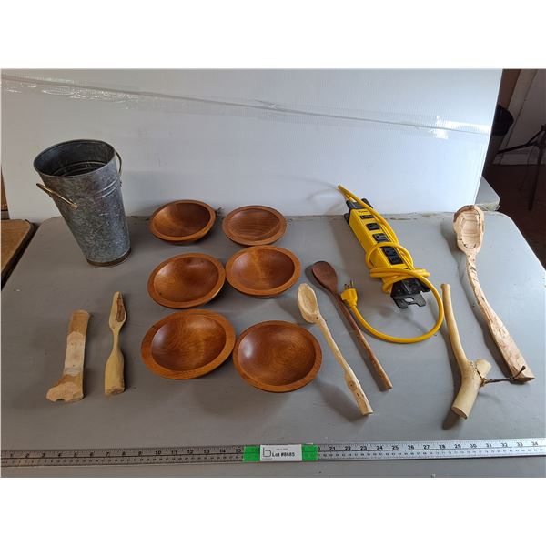 Bamboo Salad Bowls, Power Bar, Wood Carvings