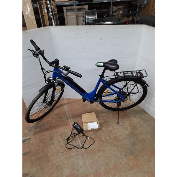 * Biktrix 6-Speed Electric Woman's Bicycle w/Accessories - Working, Like New Condition - Cannot Ship