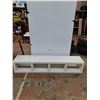 Image 1 : *TV Stand No Shipping