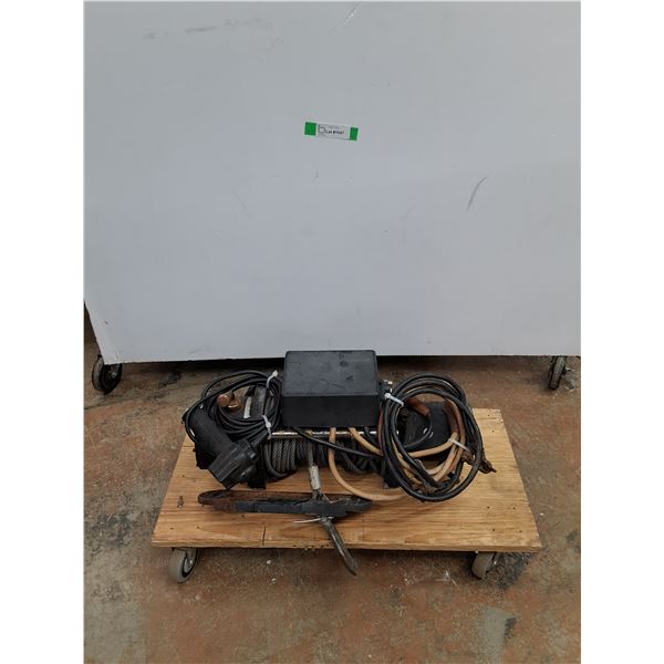 *LP 8500 Super Winch Untested As-Is No Shipping Dolly Not Included