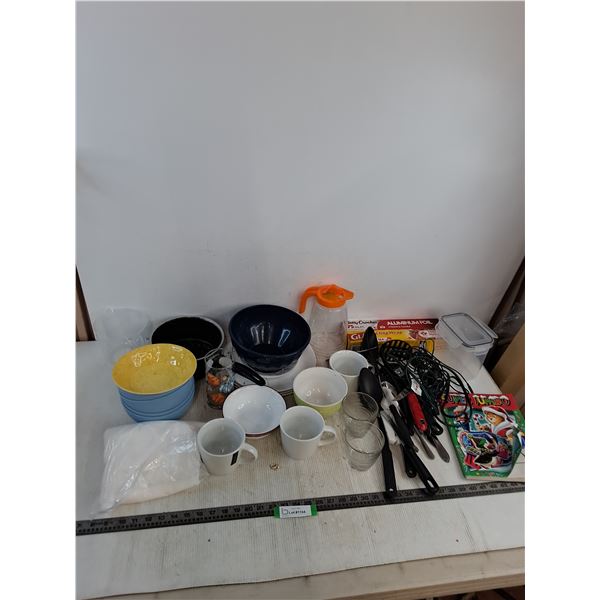 Assorted Kitchenware, Bulk Sugar, Coloring Book, Misc. - Pickup Preferred