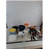 Image 1 : Assorted Kitchenware, Bulk Sugar, Coloring Book, Misc. - Pickup Preferred