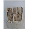 Image 2 : Electric Floor Fan - 21x21x5" - Tested-Cannot Ship