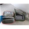 Image 3 : Pencil Case & (2) Lunchkits