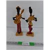 Image 1 : (2) Carved Wood Figures