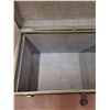 Image 11 : *Large Steamer Trunk No Shipping