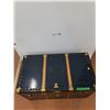 Image 2 : *Large Steamer Trunk No Shipping
