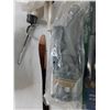 Image 6 : (4) Faucet Pop-Ups, Keyed Doorknob, Plastic Knife