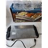 Image 11 : 3-Station Stainless Steel Buffet Server and Warmer Tray