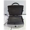 Image 3 : (1) Hamilton Beach Indoor Contact Grill-powers on