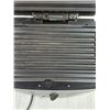 Image 4 : (1) Hamilton Beach Indoor Contact Grill-powers on