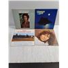 Image 3 : (12) Records Featuring Barbara Streisand,Neil Diamond,Eddie Calvert and more as pictured