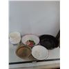 Image 1 : Vintage Basins, Large Enamelled Roaster - 18" Diameter, Coors Light Pails