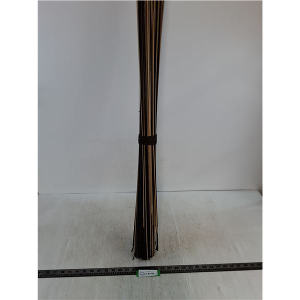 * Bundle of Mixed Reed Decor - Approx 7' Length - Cannot Ship