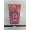 Image 1 : NIB Hallmark "Special Edition" Fair Valentine Barbie