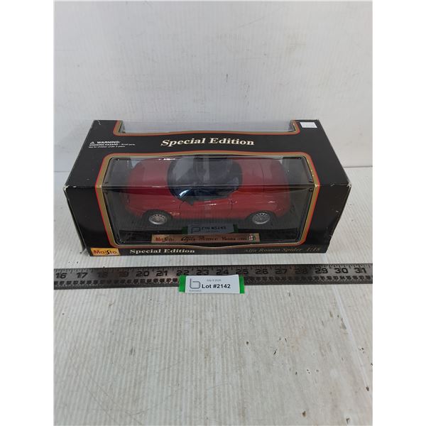 NIB Maisto 1:18 "Special Edition" 1995 Alfa Romeo Spider