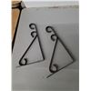 Image 3 : Balcony Planter 19.5" x 7" x 7.5", Shelf Brackets, Sprinkler, Cannot Ship