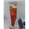 Image 2 : Professional Lever Action Grease Gun, Westward Suction Gun - New