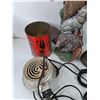 Image 3 : Figures, Car Cover, Tin Can, Misc