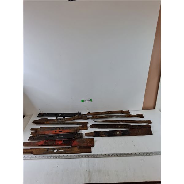 (13) Lawn Mower Blades As-Is, Pickup Preferred