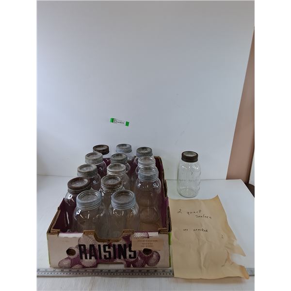 (13) Intact 2 Quart Sealer Jars, (1) Cracked