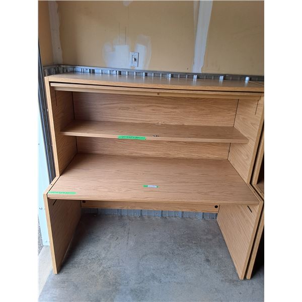 *** MDF Desk, Dimensions In Photos - Cannot Ship
