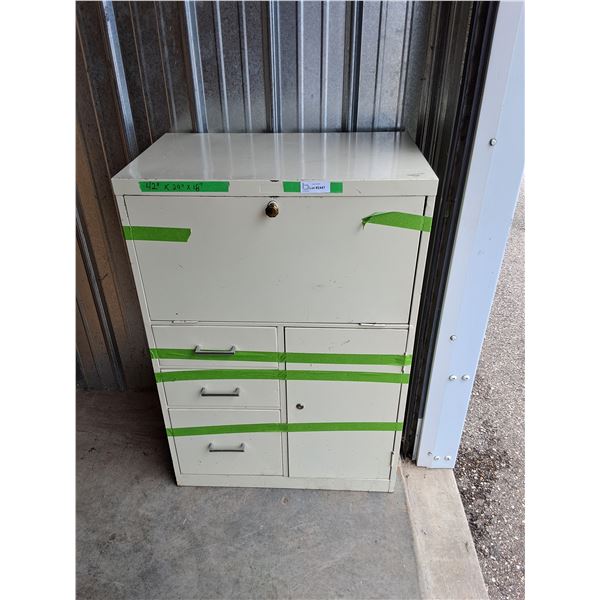 ***Metal Storage Cabinet, Cannot Ship