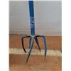 Image 4 : ** Assorted Outdoor Tools - Cannot Ship