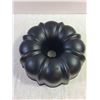 Image 4 : (1) Original Bundt Pan-unused