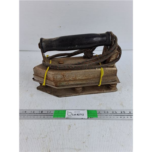 Vintage Electric Clothes Iron - As Is