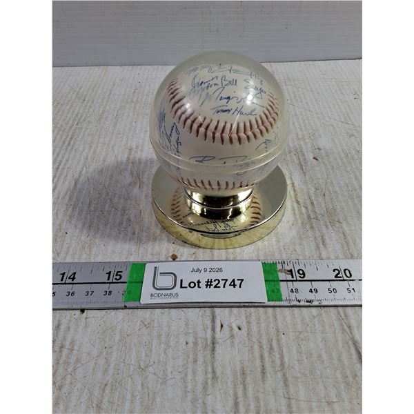 Montreal Expos Team Autographed Baseball in Case-cannot guarantee authenticity