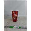 Image 1 : M & M Plastic Collector Cup 7.5"