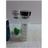 Image 3 : (4) Waterbottles Metal, Glass, Plastic up to 8''x3''