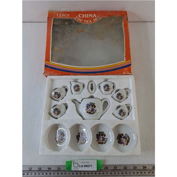Toy China Porcelain 12 Piece Tea Set Full