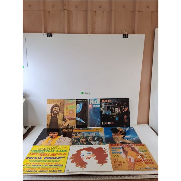 (10) Vinyl Records, Elvis, Rod Stewart, REO Speedwagon, Kris Kristofferson