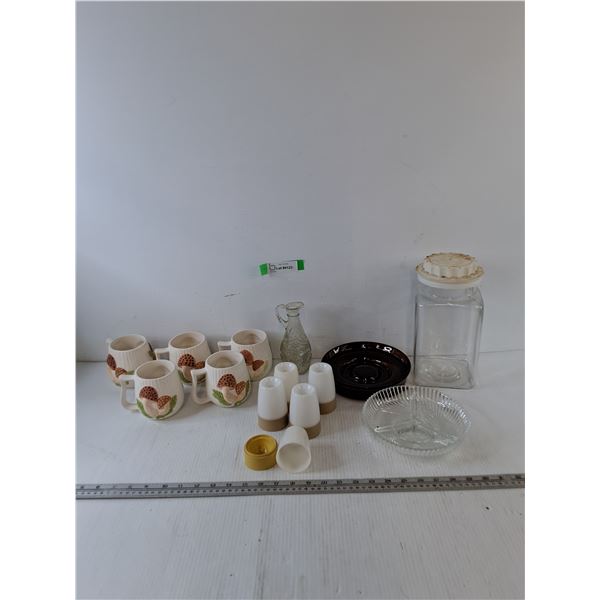 (5) Mushroom Coffee Cups, (5) Egg Stands, (2) Ashtrays, (1) Glass Jar with Lid