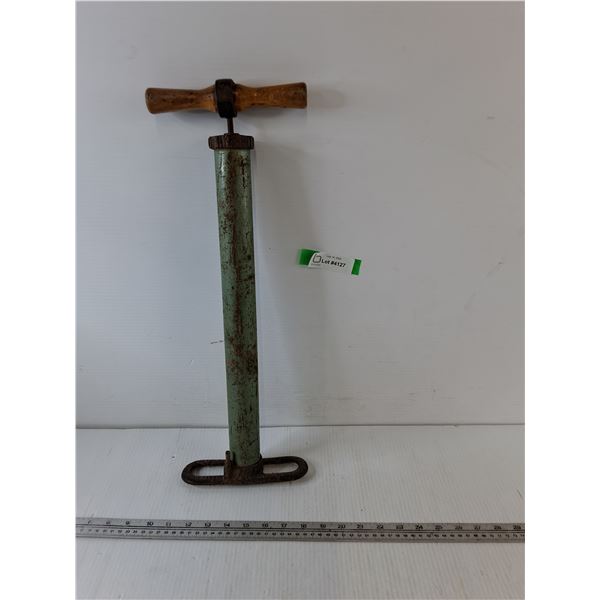 Antique Manual Air Pump Non-Functional