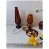 Image 2 : (3) Fake Flowers, (1) Oil Lantern, (4) Vases, (1) Small Candy Bowl