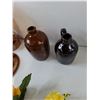Image 8 : (3) Fake Flowers, (1) Oil Lantern, (4) Vases, (1) Small Candy Bowl