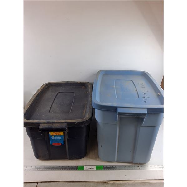 *(2) Rubbermaid Plastic Storage Totes w/ Lids 22" x 12" x 14", 16" x 21" x 13", PICKUP ONLY