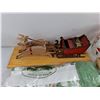 Image 2 : Assorted Christmas Decor, Towel & Cookie Jar