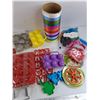 Image 4 : Egg Cases, Cookie Cutters, Cheese Grater, Ribbons