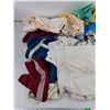 Image 2 : Kitchen Towels, Crochet Pieces, Mats, Misc