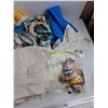 Image 5 : Kitchen Towels, Crochet Pieces, Mats, Misc
