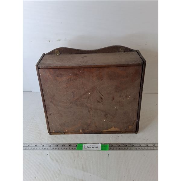 Wooden Paper Divider